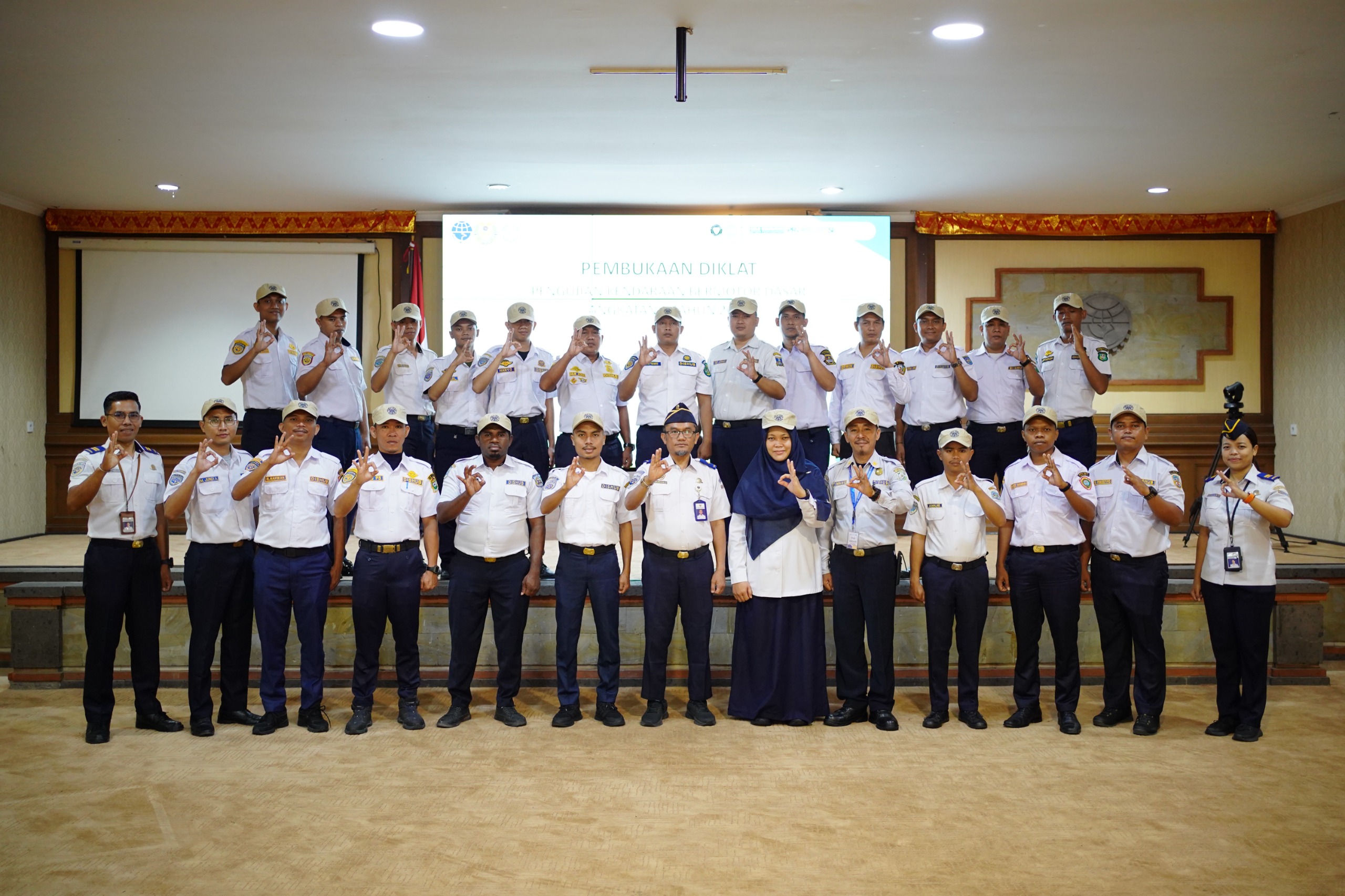 diklat-pkb-dan-uji-kompetensi-penguji-tahun-2025-diselenggarakan-oleh-poltrada-bali-sebagai-bentuk-regenerasi-dari-penguji-kendaraan-bermotor-di-pemerintah-kabupaten-serang